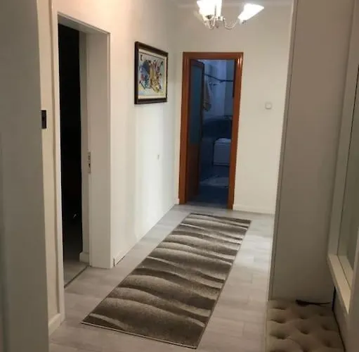 Luxury Citty Center Apartamento Fier